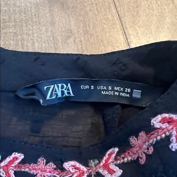 Zara Black Top with Pink Embroidery Detail - Picture 8 of 8
